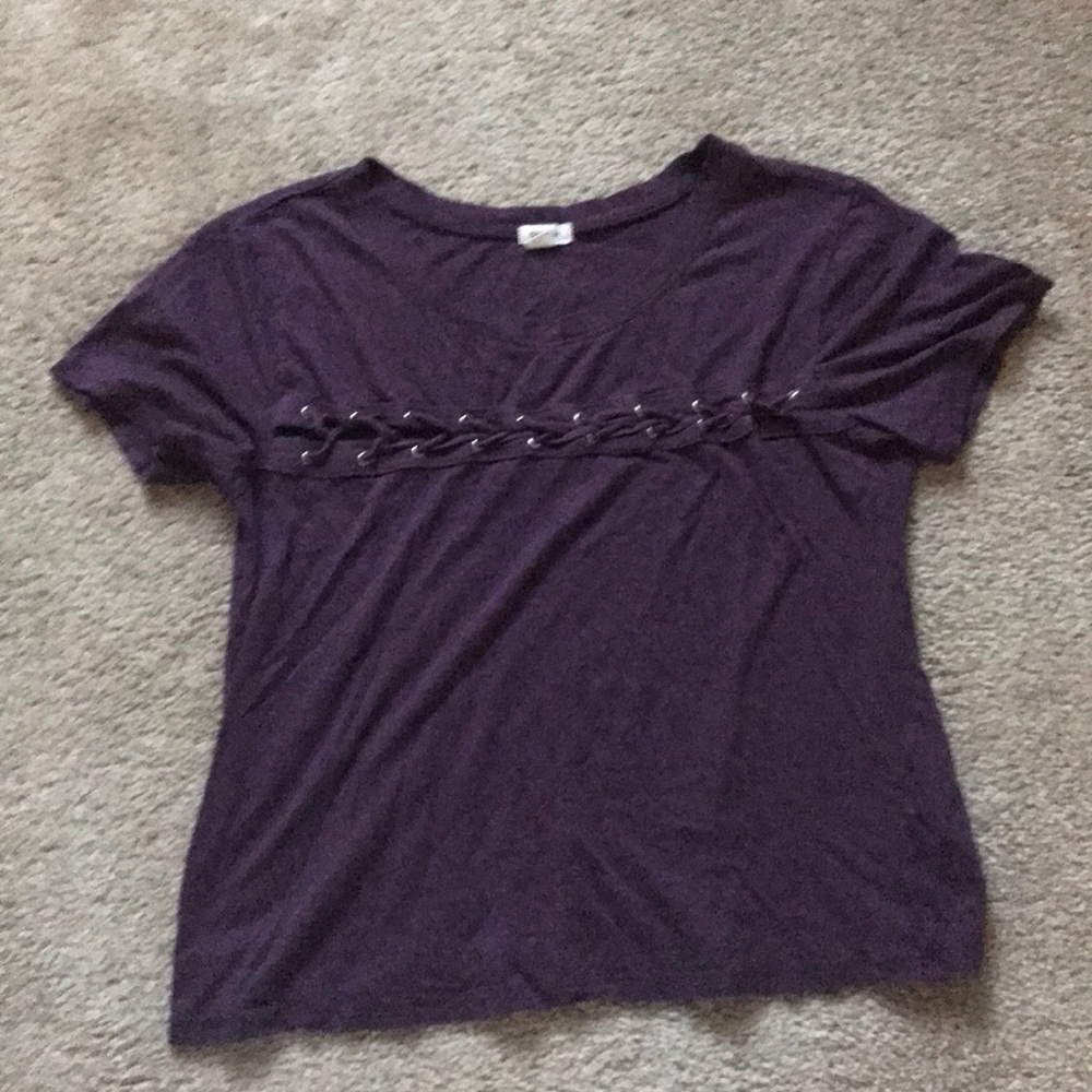 Garage tie detail T-shirt